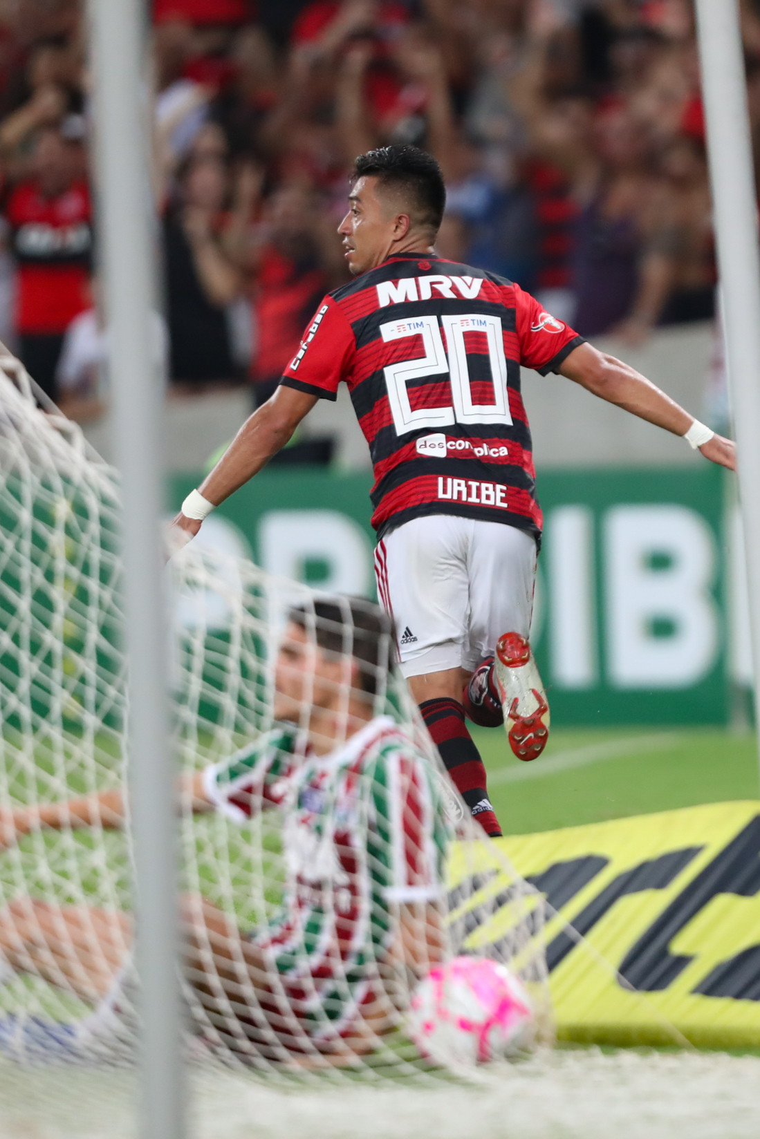 Uribe desencantou no Fla-Flu (Foto: Gilvan de Souza/Flamengo)