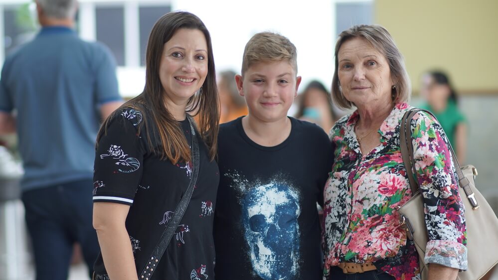 Janismery, filho e sogra (Foto: Divulgação / Faesa)