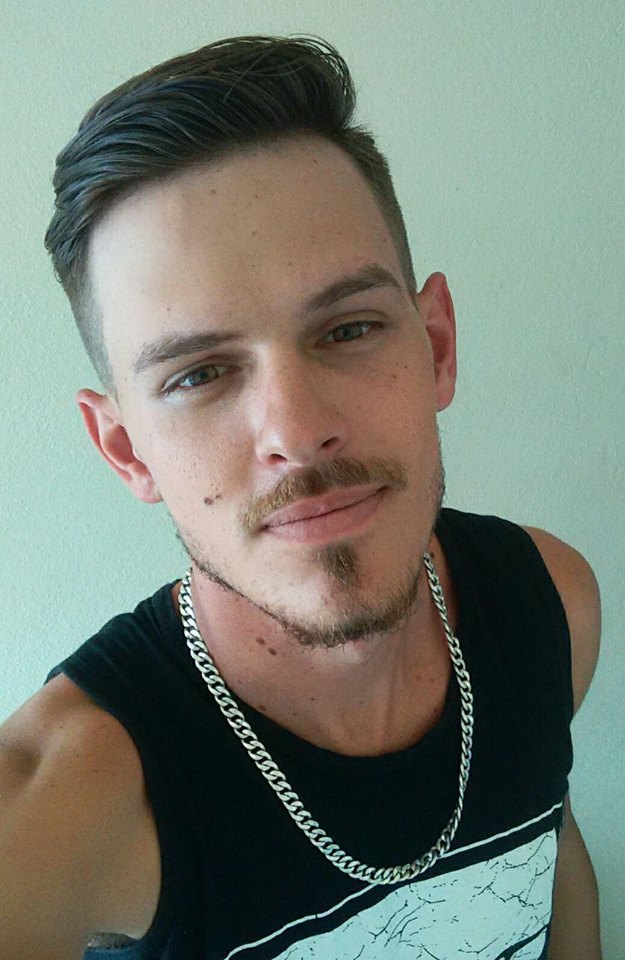 Modelo, de 25 anos, morreu de meningite nesta sexta-feira (Foto: Acervo Pessoal / Facebook)