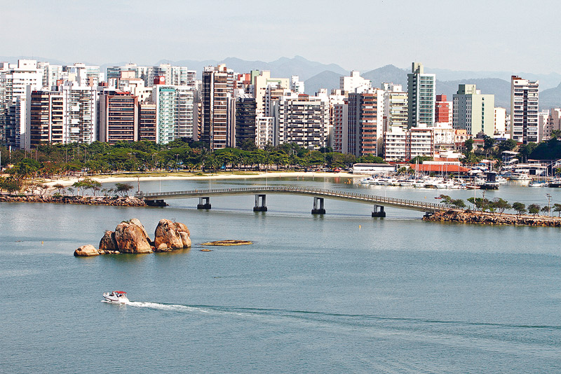A quarta-feira (27) será de céu aberto em Vitória, com mínima de 18°C e máxima de 27ºC. (Foto: Antônio Cosme / AT - 13/11/2015)