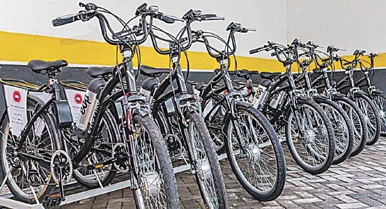 Modelo de bicicleta elétrica da EDP usada por funcionários. Prefeitura de Vitória estuda parceria com a empresa (Foto: Divulgação/ EDP)