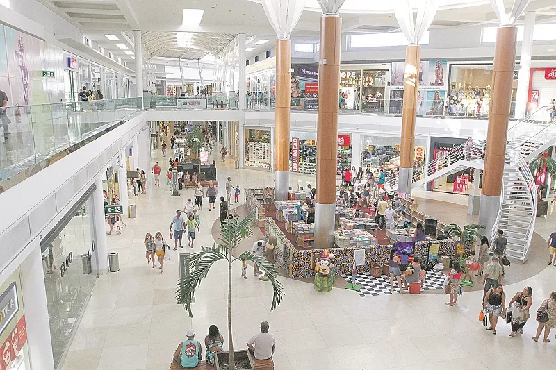 Imagem ilustrativa da imagem Manifestação em Vitória pela abertura dos shoppings