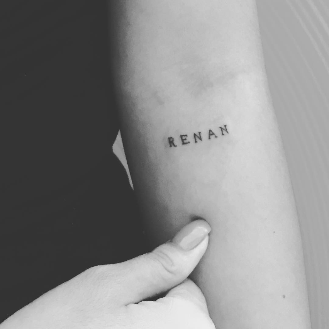 Anitta mostra tatuagem (Foto: Reprodução/ Instagram Anitta)