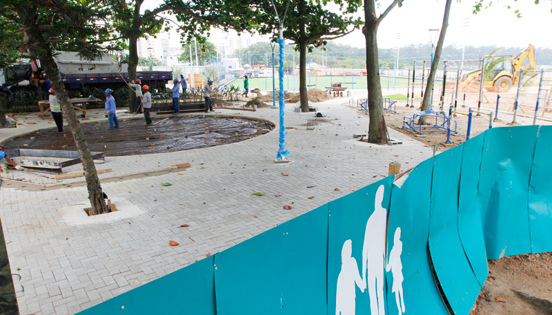 O projeto do Atlântica Parque vai ter campo de futebol, pistas de skate e de bicicross, além de mirantes (Foto: Leone Iglesias/AT - 19/11/2018)