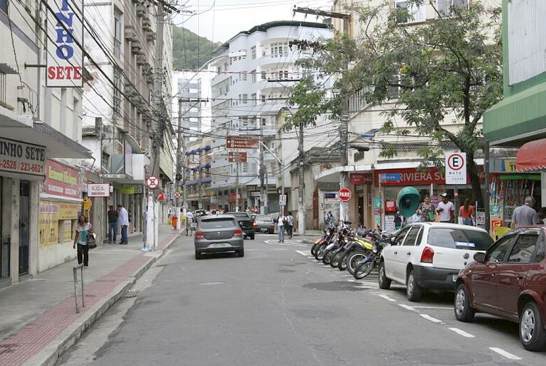 Rua Graciano Neves, no Centro de Vitória (Foto: Kadidja Fernandes/Jornal A Tribuna)