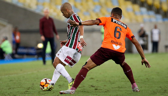 Marcos Junior durante o jogo (Foto: Lucas Merçon/Fluminense)