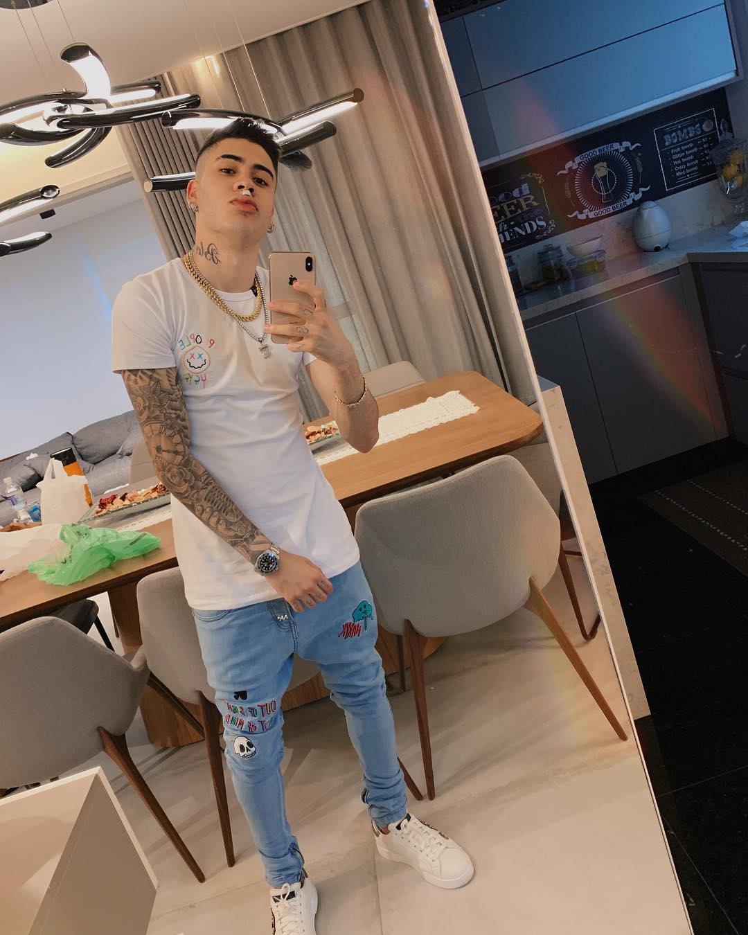 "Obrigado pelo livramento meu Deus", escreveu Kevinho (Foto: Reprodução/ Instagram do MC Kevinho)