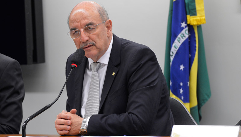 Osmar Dias, então Ministro do Desenvolvimento Social (Foto: Wilson Dias/Agência Brasil)