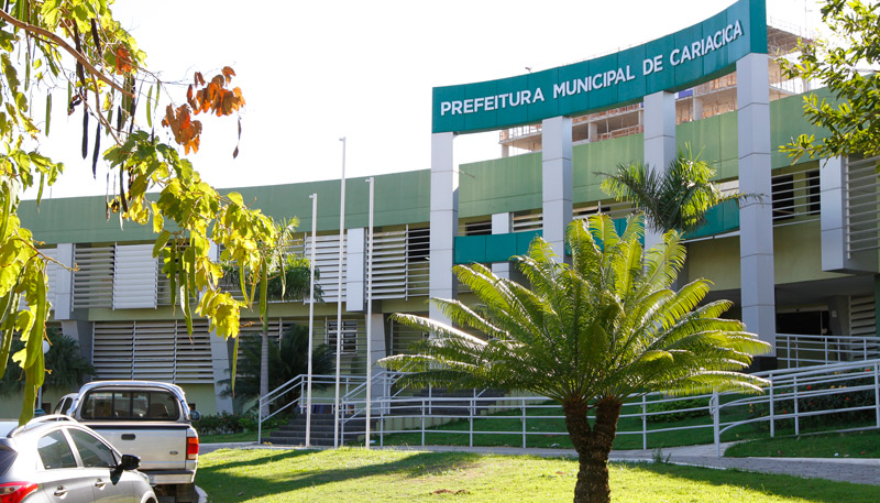 Sede da Prefeitura de Cariacica, em Alto Lage (Foto: Leone Iglesias / AT - 15/07/2016)