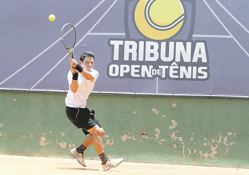 Rafael da Luz foi o campeão do Tribuna Open no ano passado (Foto: Fábio Vicentini — 11/12/2017)