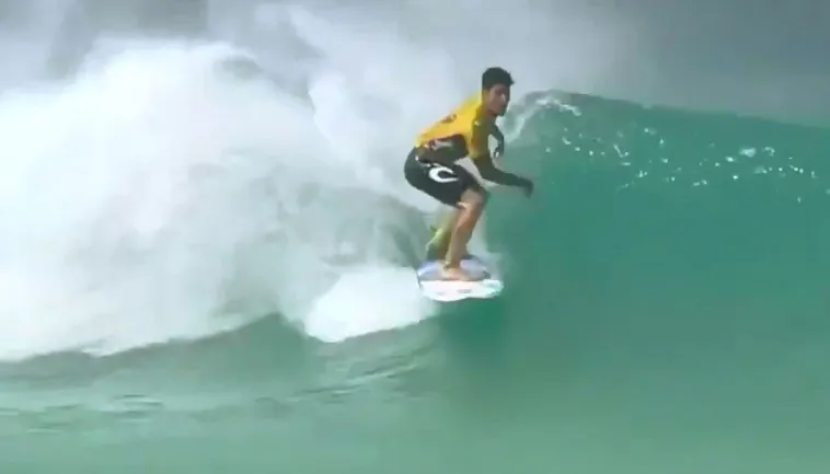 Imagem ilustrativa da imagem Medina é tricampeão mundial de surfe
