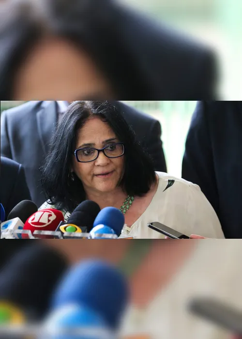 Imagem ilustrativa da imagem Ministério Público pede a TCU que investigue Damares por ação para impedir aborto de criança estuprada