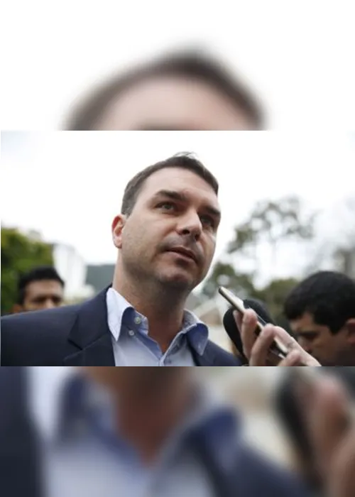 Imagem ilustrativa da imagem "Movimentar dinheiro não é crime", diz advogado de Flávio Bolsonaro