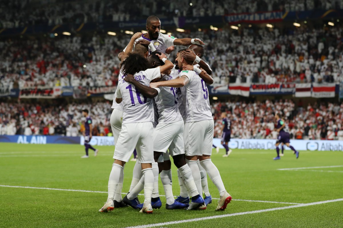 Jogadores do Al Ain comemoram a vitória suada na disputa por pênaltis (Foto: Assessoria / Fifa - Twitter)
