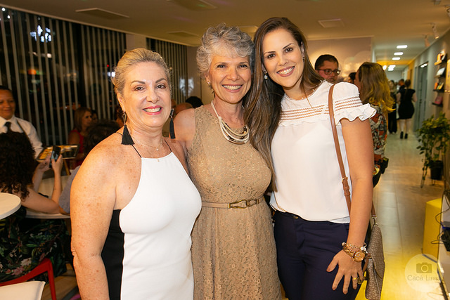 Bia Campos com Martha Machado e Thaise Rabelo
