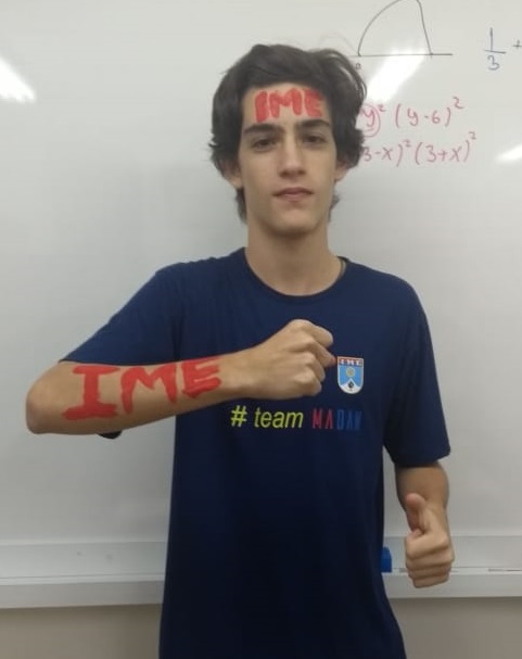 Bruno de Paula Ferreira, 18 anos, aprovado no no Instituto Militar de Engenharia (IME) (Foto: Nivaldo Mantovaneli)