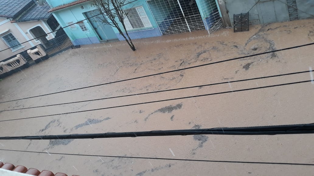 Ruas do município ficaram alagadas (Foto: Defesa Civil de Mimoso do Sul)