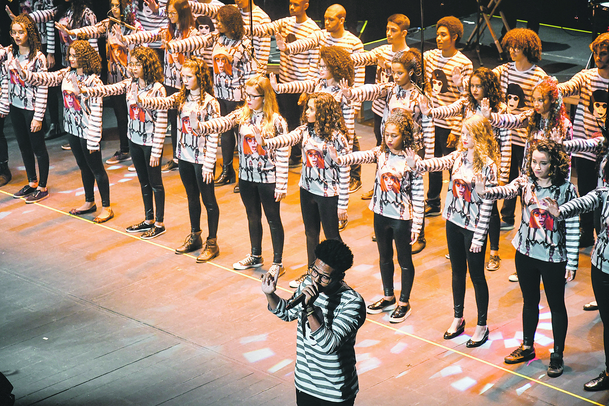 Coral Jovem Vale de Música, uma das atrações do Natal Iluminado, em Vitória, promovido pela Rede Tribuna (Foto: Divulgação)