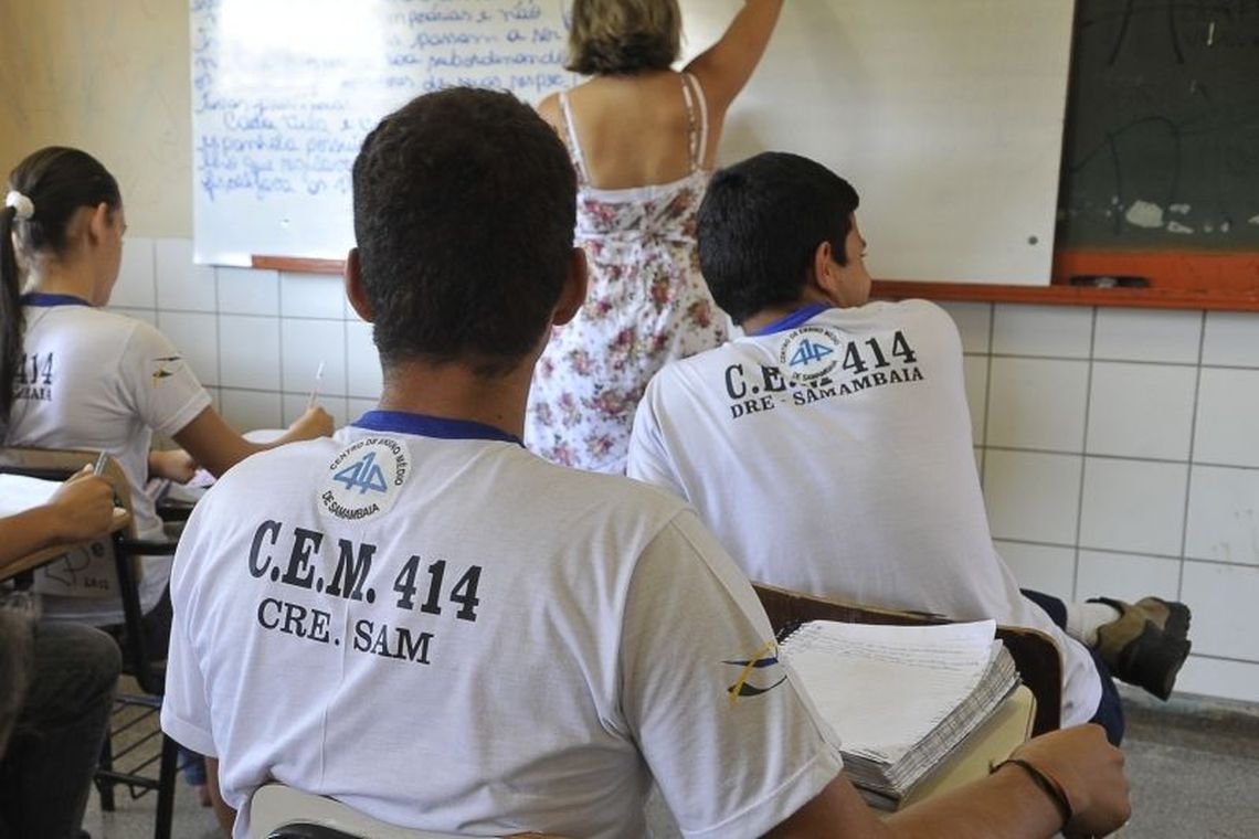 Nova base curricular vai definir o conteúdo do ensino médio em todo o país (Foto: Agência Brasil)