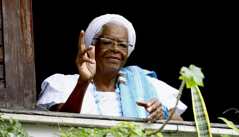Mãe Stella de Oxóssi morreu nesta quinta-feira (27) (Foto: Facebook Oficial)