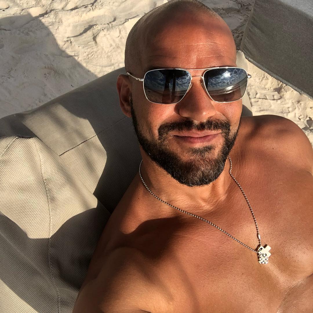 (Foto: Reprodução/ Instagram @amaurynolasco)