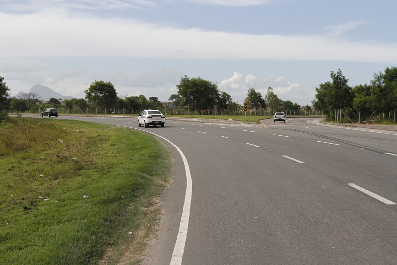 a Rodovia Leste-Oeste reduziu o trajeto entre Cariacica e Vila Velha, mas ainda faltam placas de sinalização (Foto: Fábio Nunes/ AT/ 30/11/18)