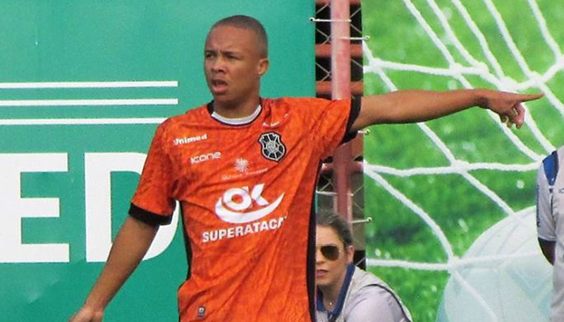 Tiquinho retorna ao Rio Branco após passagem pelo futebol japonês (Foto: Divulgação / Rio Branco)