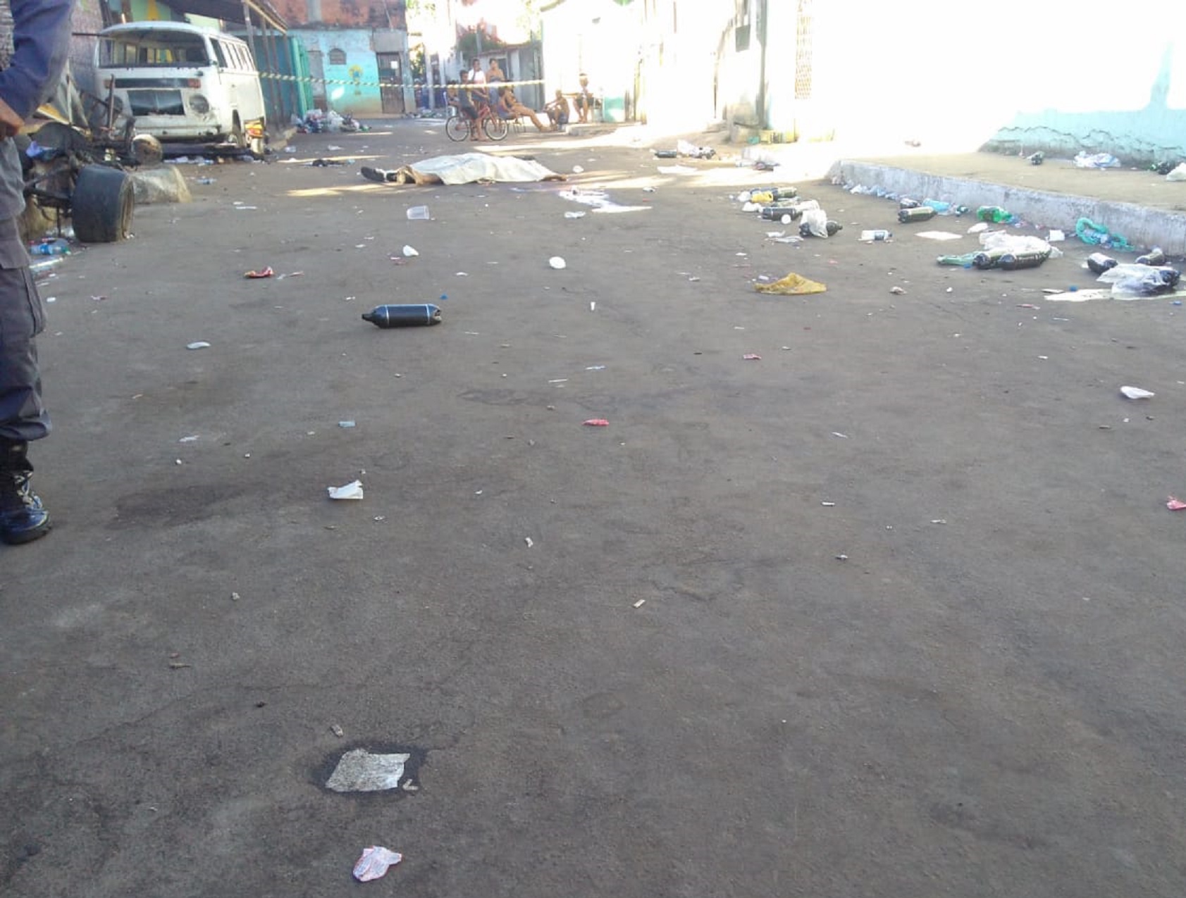 Baile funk clandestino aconteceu em Vila Velha (Foto: Kananda Natielly)