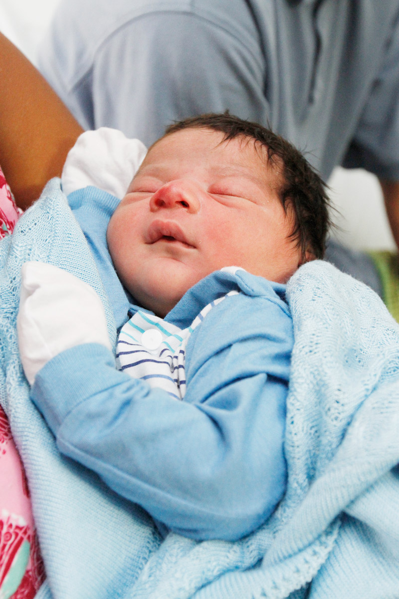 Renato Júnior Castro foi o primeiro bebê que nasceu em 2019 no Estado (Foto: Leonardo Bicalho / AT - 01/01/2019)