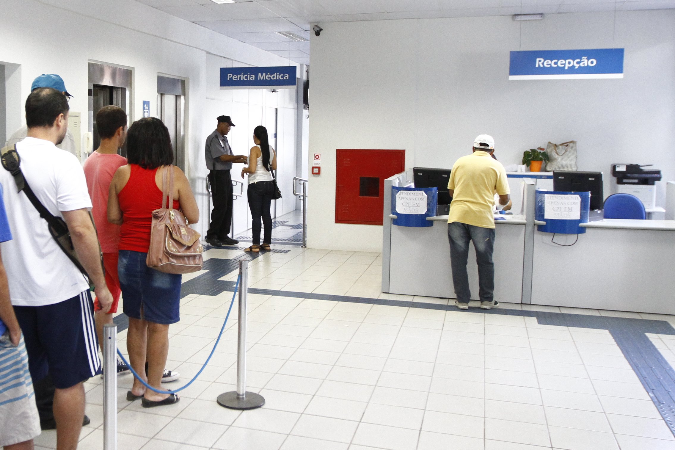 Atendimento de perícia do INSS. (Foto: Thiago Coutinho/Arquivo AT 15/03/16)