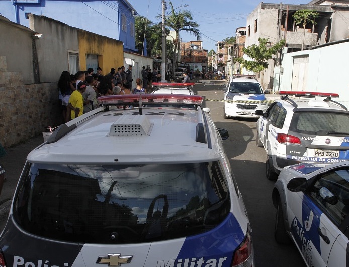Baile clandestino barrado pela polícia no início do ano (Foto: Fábio Nunes)