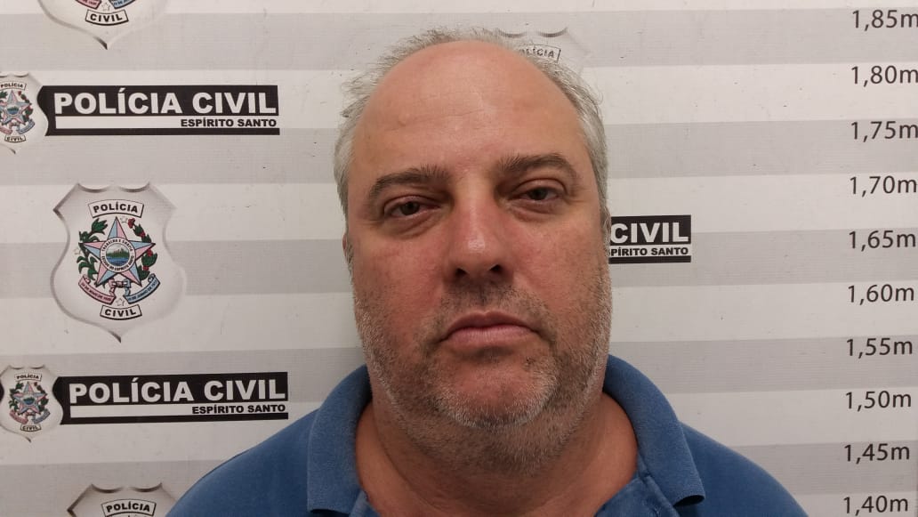 Preso por receptação e penhor ilegal de ouro, Mário se identifica como agiota (Foto: Divulcação/PCES)