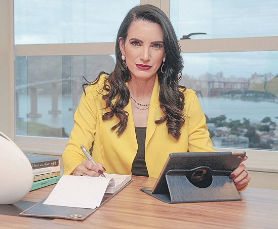 Gisélia Freitas, especialista em pessoas e carreiras (Foto: Divulgação)