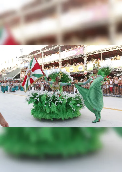 Imagem ilustrativa da imagem Ingresso para os desfiles do Carnaval de Vitória pode ser comprado pelo celular