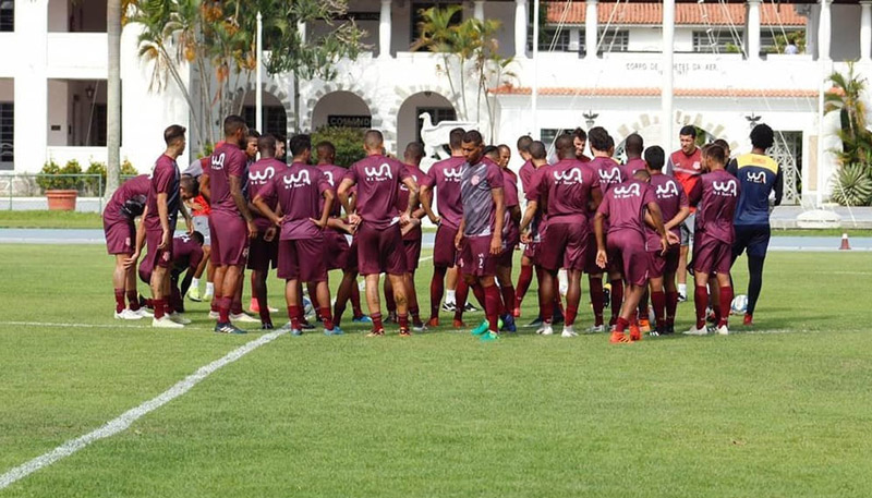 Time do Bangu está treinando no Centro da Aeronáutica (Foto: Divulgação)