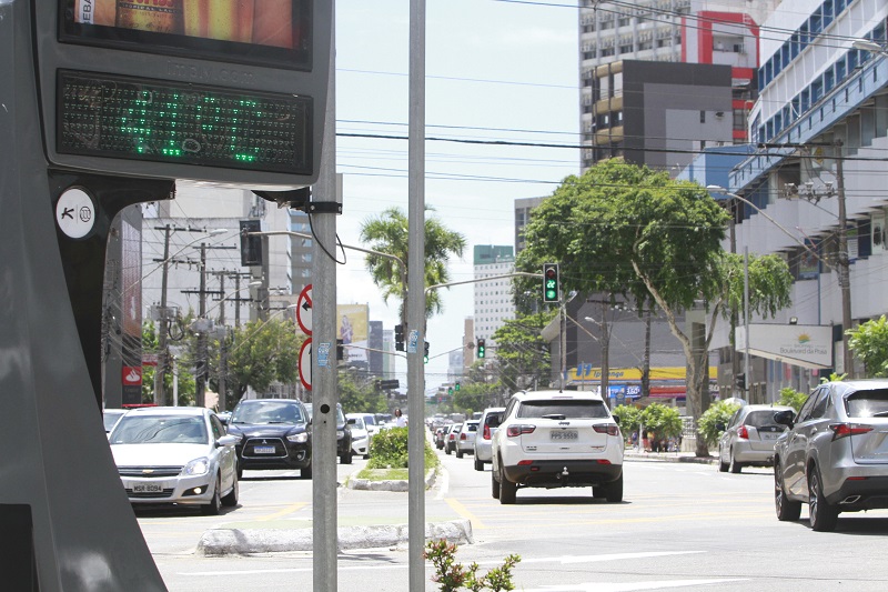 Termômetro registrou 41°C em Vitória (Foto: Kadidja Fernandes/ Arquivo AT/ 25/02/2019)