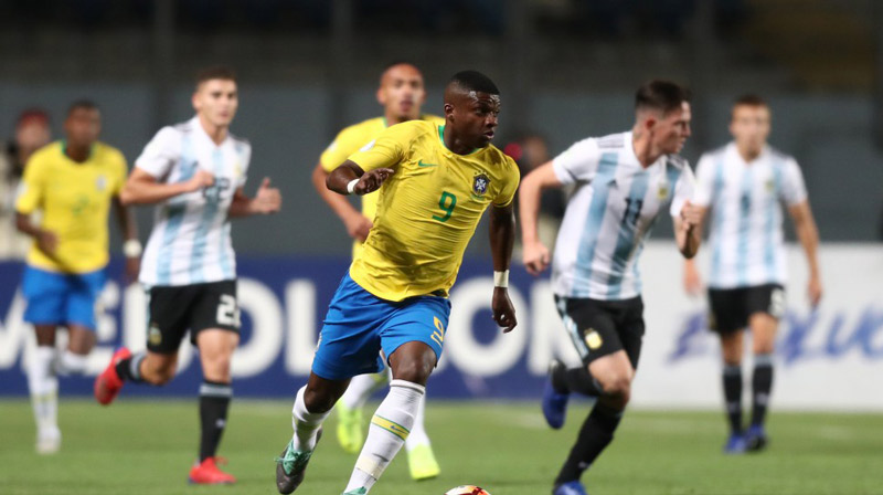 O capixaba Lincoln marcou o único gol da partida contra a Argentina (Foto: Lucas Figueiredo / CBF)