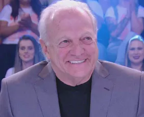 Imagem ilustrativa da imagem Aguinaldo Silva, fora, nunca esteve tão dentro da Globo