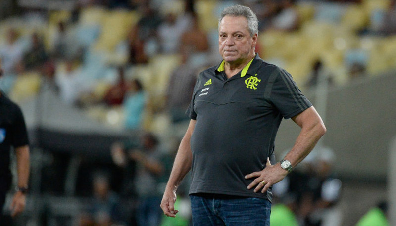 Abel Braga, no comando do Flamengo no clássico (Foto: Alexandre Vidal / Flamengo)