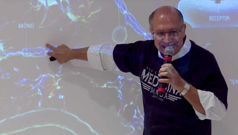 O agora professor Geraldo Alckmin, em uma de suas aulas (Foto: Divulgação / Uninove)