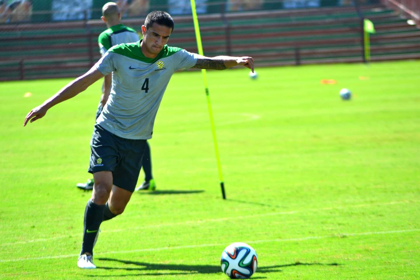 Cahill em treino no Engenheiro Araripe, durante a Copa do Mundo de 2014 (Foto: Henrique Montovanelli (2014))