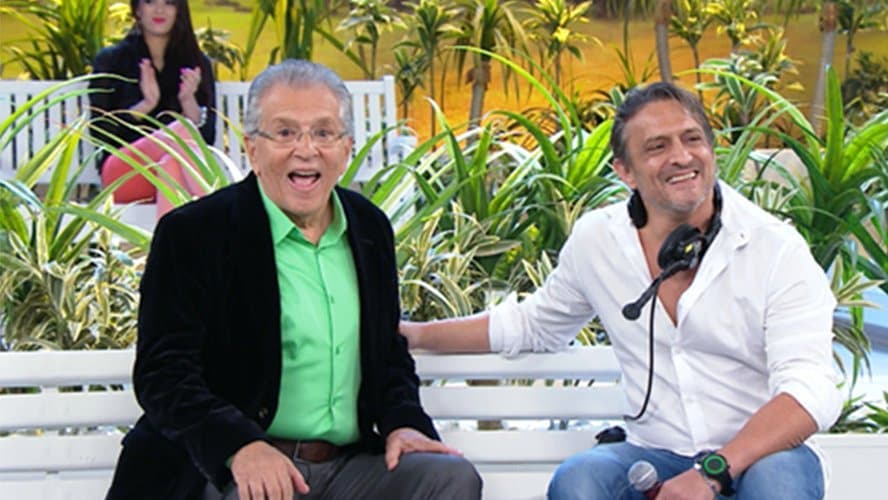 Carlos Aberto de Nóbrega ao lado do filho (Foto: Reprodução/ Instagram @marcelodenobrega.oficial)