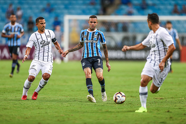 Esse aí é o Luan? (Foto: Lucas Uebel/Grêmio)