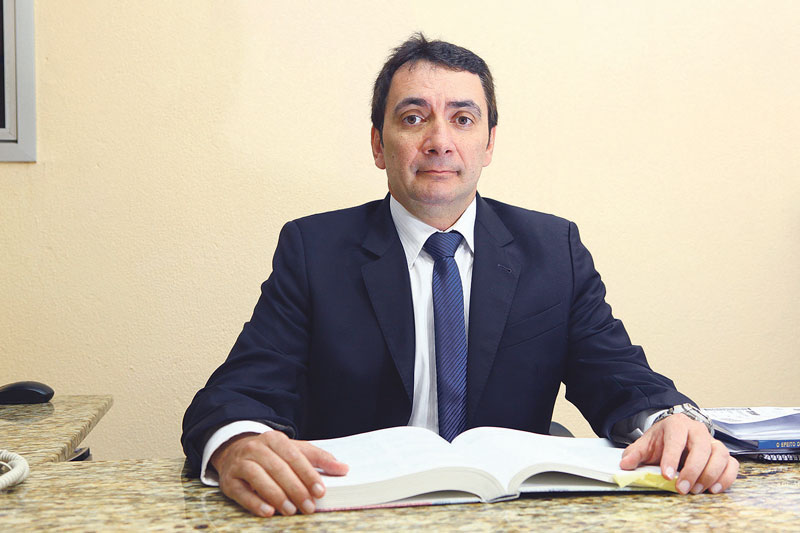 João Eudes disse que as contratações, se forem feitas sem critério, podem prejudicar mais os serviços públicos federais (Foto: Divulgação / AT)