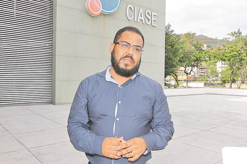 Maycon: pedido de desculpa (Foto: Thiago Coutinho/AT)