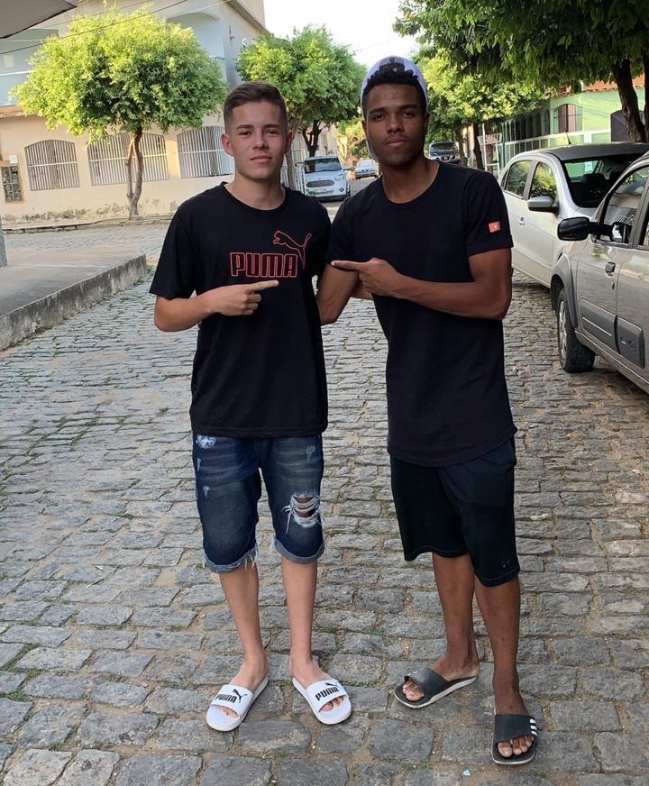 Pedrinho e Ramon Rocha passando férias em Baixo Guandu (Foto: Acervo pessoal)