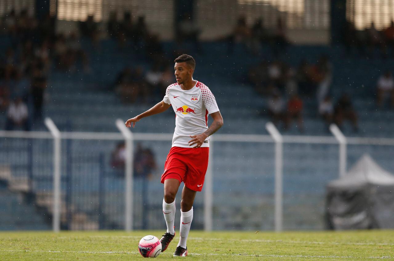 O zagueiro capixaba Rayne está no Red Bull Brasil desde 2014 e estreou como profissional no clube de Campinas (Foto: Acervo pessoal)