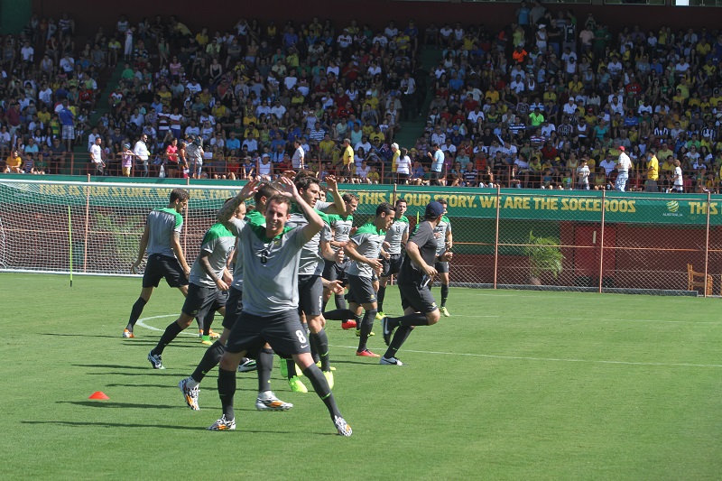 Em 2014, a seleção da Austrália treinou nas dependências do Engenheiro Araripe (Foto: Leone Iglesias/AT — 31/05/2014)