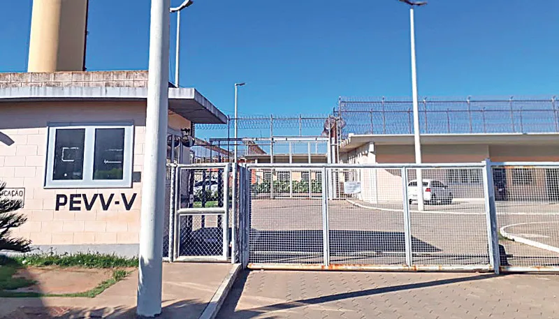 Imagem ilustrativa da imagem Suspensas visitas a presídios e trabalhos externos de detentos
