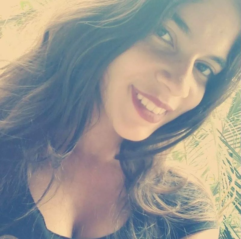 Ana Paula morreu após parto normal (Foto: Reprodução / Facebook)